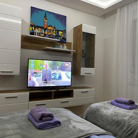 Apartman Mdb 수보티차 외부 사진