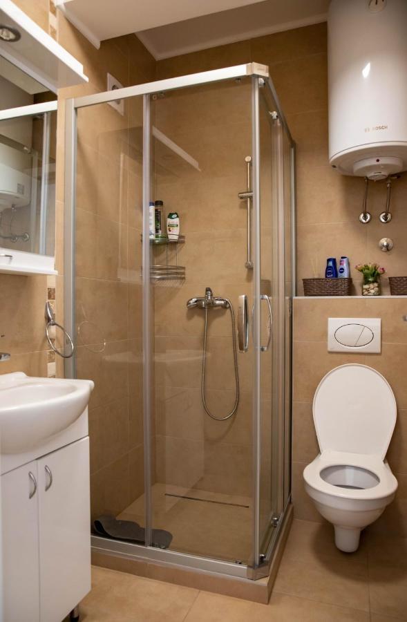 Apartman Mdb 수보티차 외부 사진